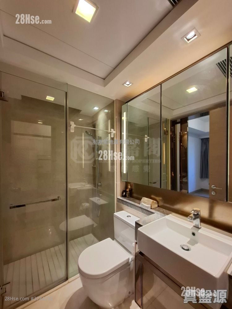 Century Link Rental 1 Bedroom , 1 Bathroom 378 ft²