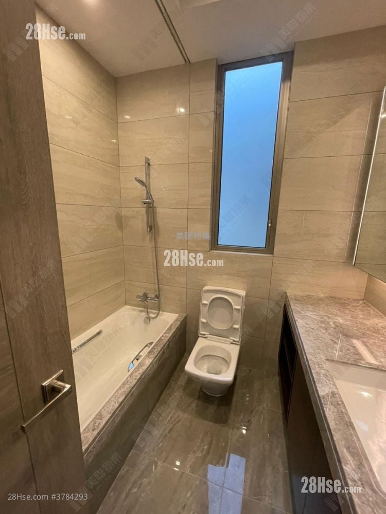 海日湾 II 售盘 3 房 1,041 平方尺