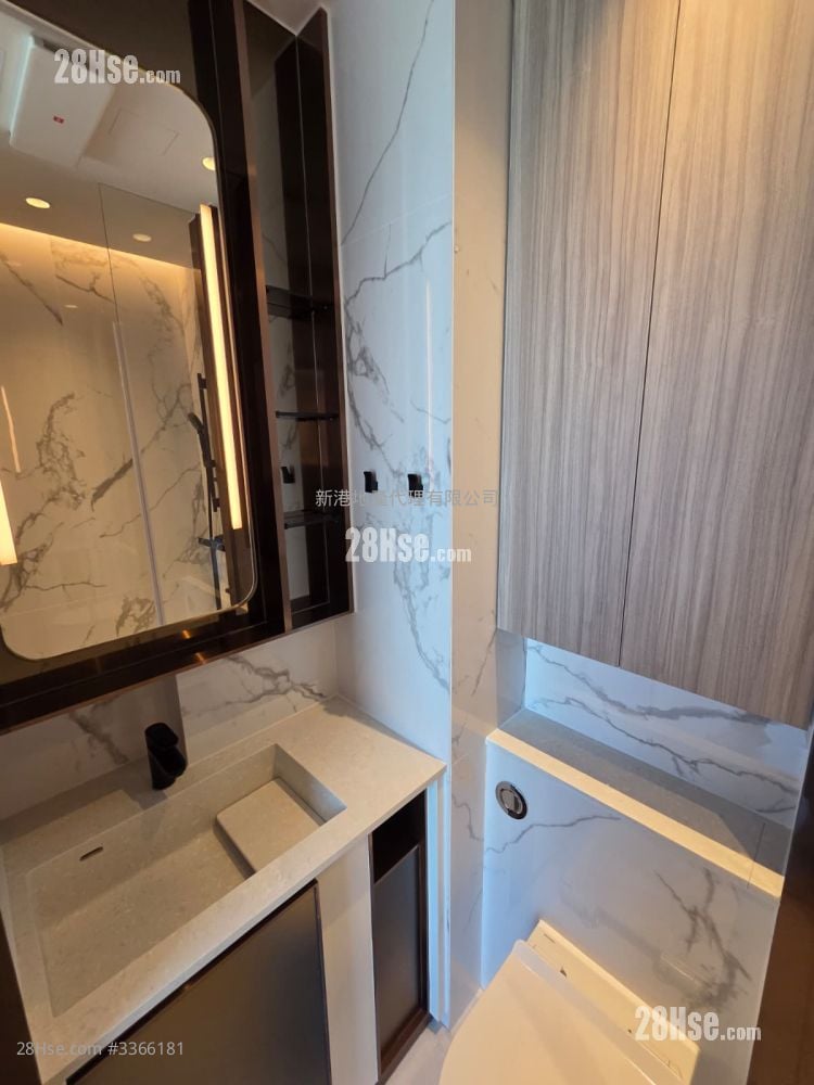 Eight Southpark Rental 1 Bedroom , 1 Bathroom 258 ft²