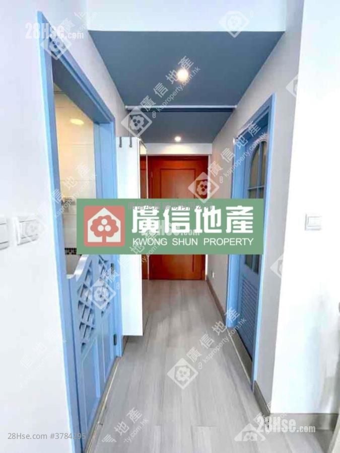 The Prominence Sell 1 Bedroom , 1 Bathroom 335 ft²