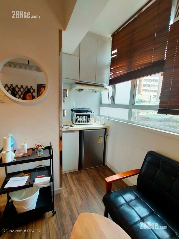 49 Sharp Street East Rental Studio , 1 Bathroom 250 ft²