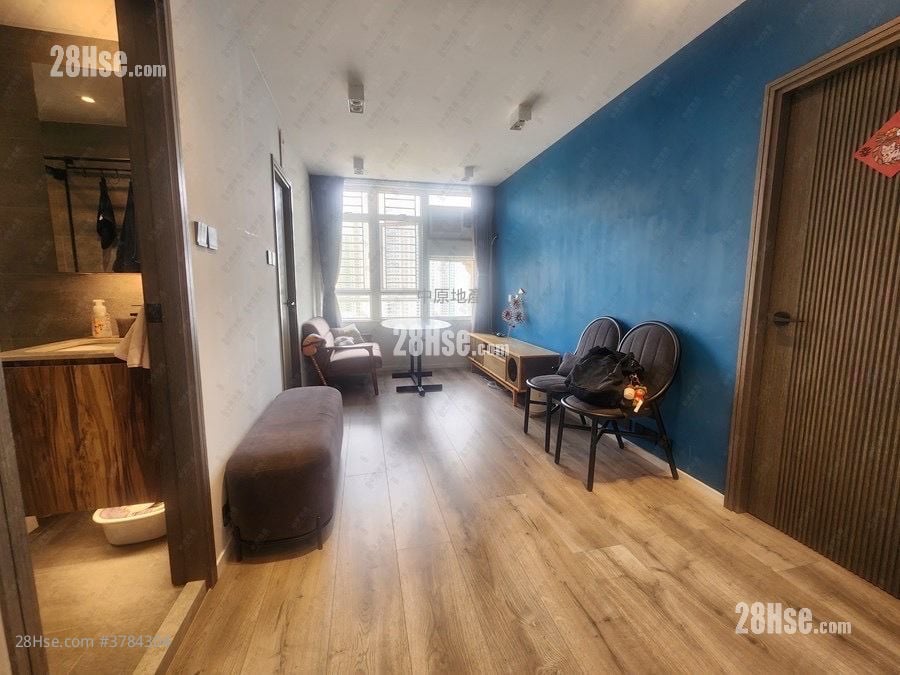 Yu Tai Court Sell 2 Bedrooms 469 ft²