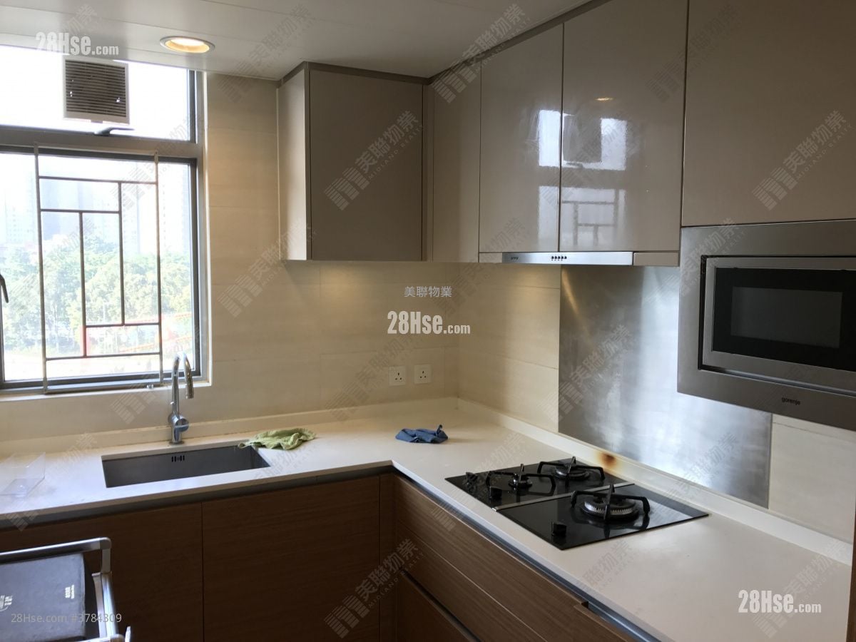 富盈门 售盘 3 房 949 平方尺