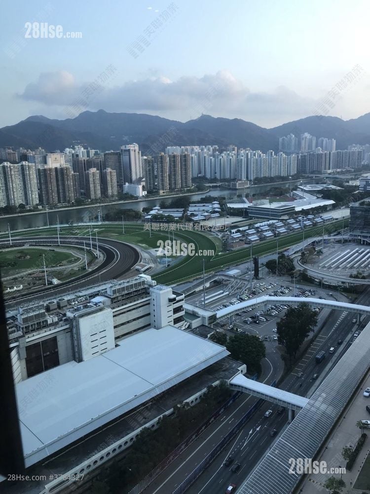 骏景园 售盘 3 房 , 4 浴室 1,479 平方尺