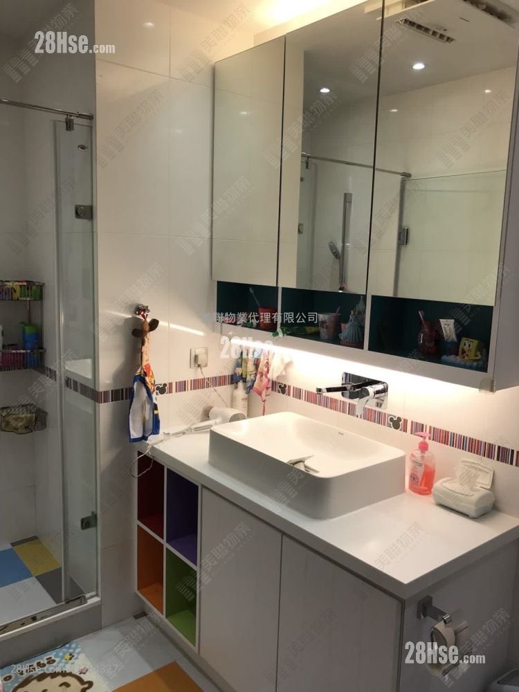 骏景园 售盘 3 房 , 4 浴室 1,479 平方尺