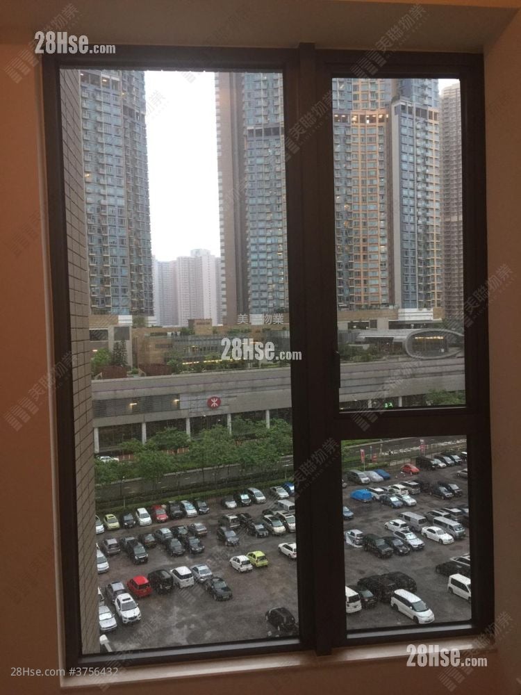 The Wings Sell 4 Bedrooms , 3 Bathrooms 848 ft²