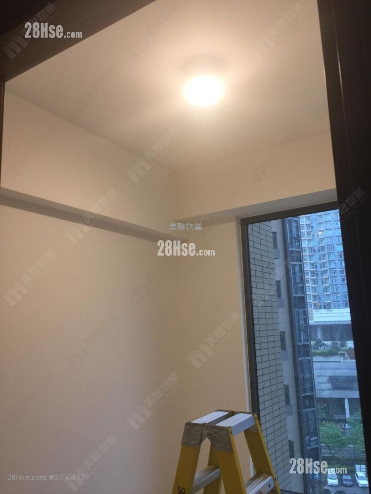 The Wings Sell 4 Bedrooms , 3 Bathrooms 848 ft²