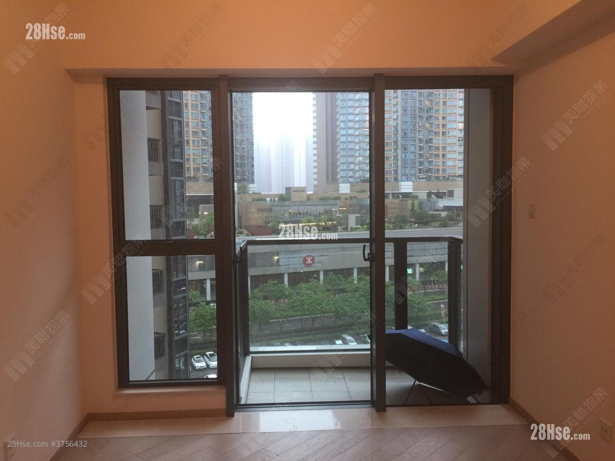 The Wings Sell 4 Bedrooms , 3 Bathrooms 848 ft²