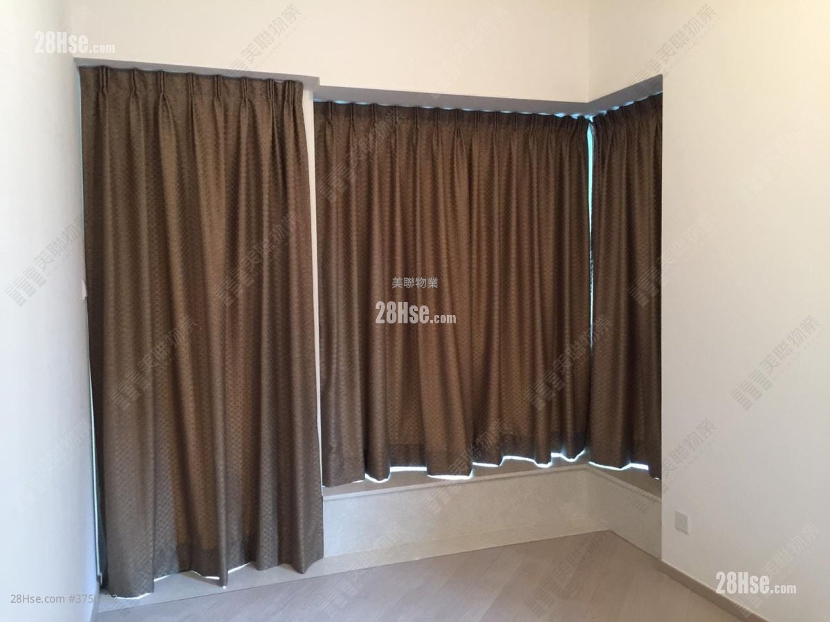 The Wings Sell 4 Bedrooms , 3 Bathrooms 848 ft²