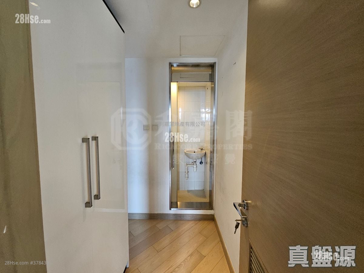 誉港湾 售盘 3 房 , 2 浴室 827 平方尺