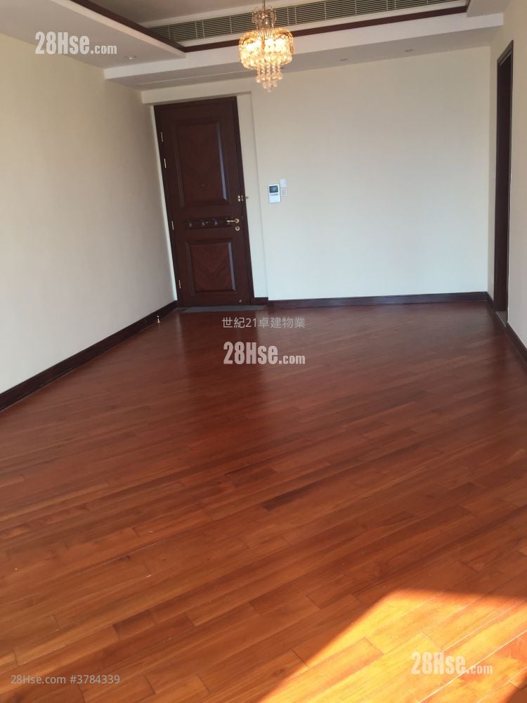 The Coronation Sell 3 Bedrooms , 2 Bathrooms 990 ft²