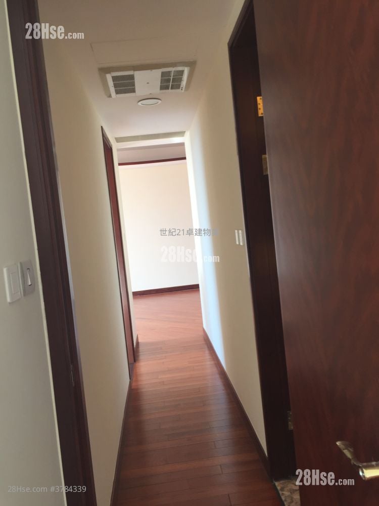 The Coronation Sell 3 Bedrooms , 2 Bathrooms 990 ft²