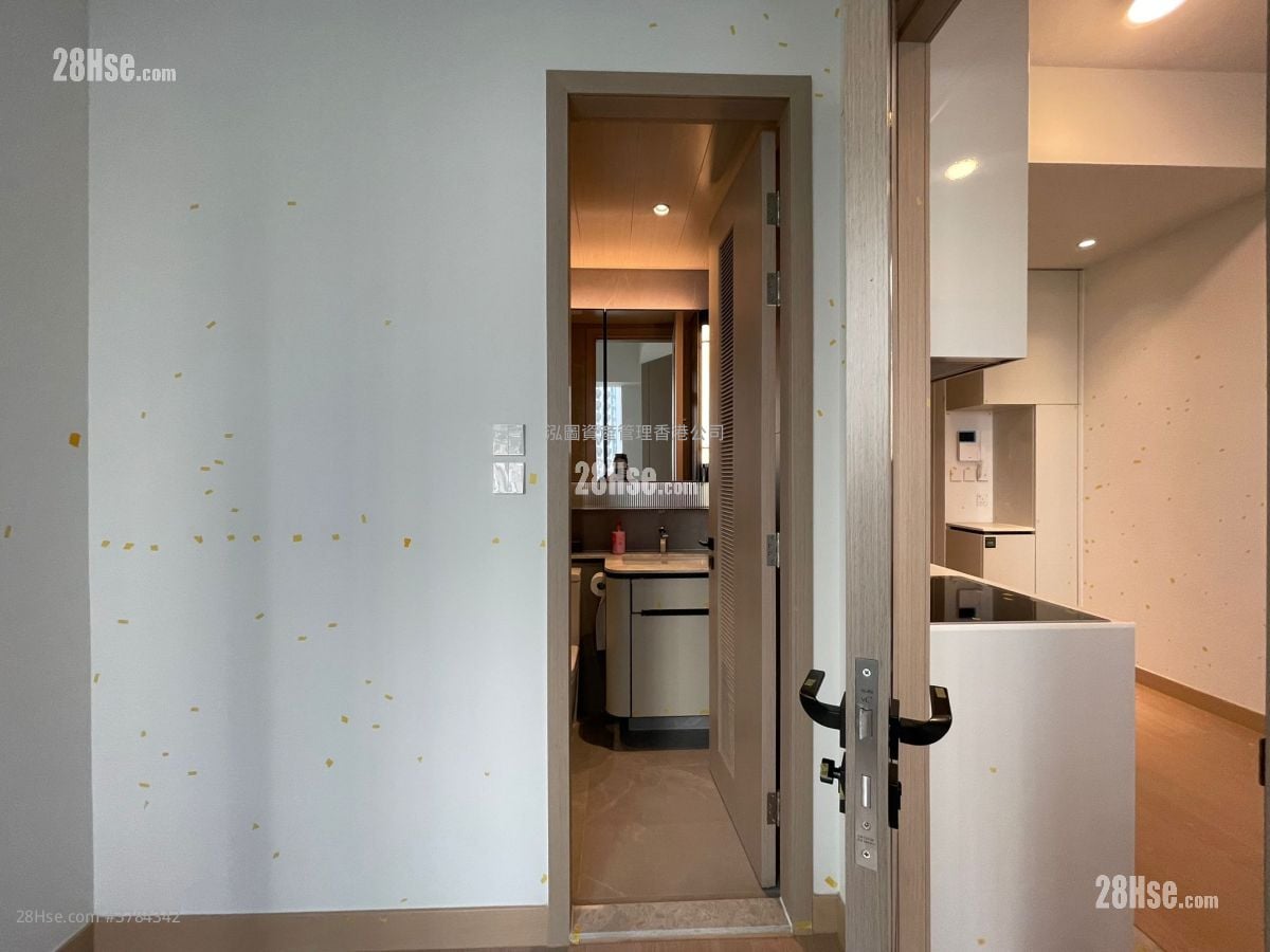 Park Seasons 租盘 1 房 , 1 浴室 322 平方尺