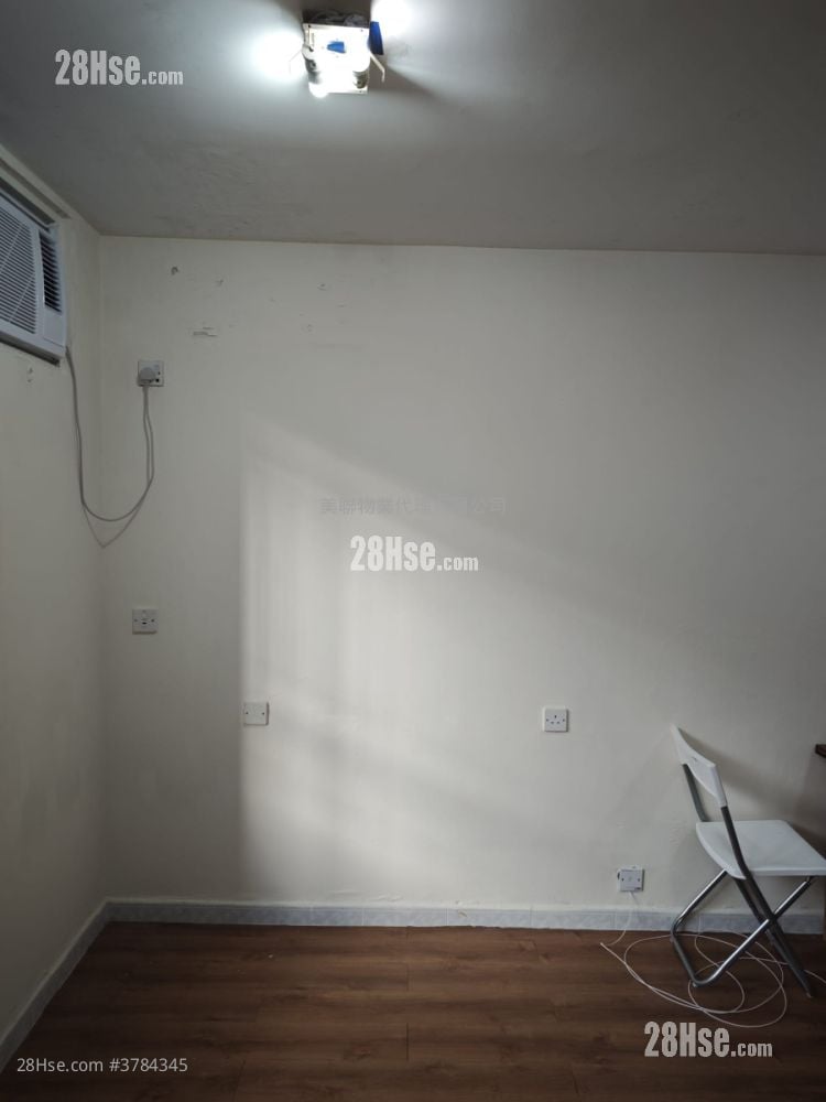 厅: 雍盛苑 售盘 开放式间隔 , 1 浴室 211 平方尺