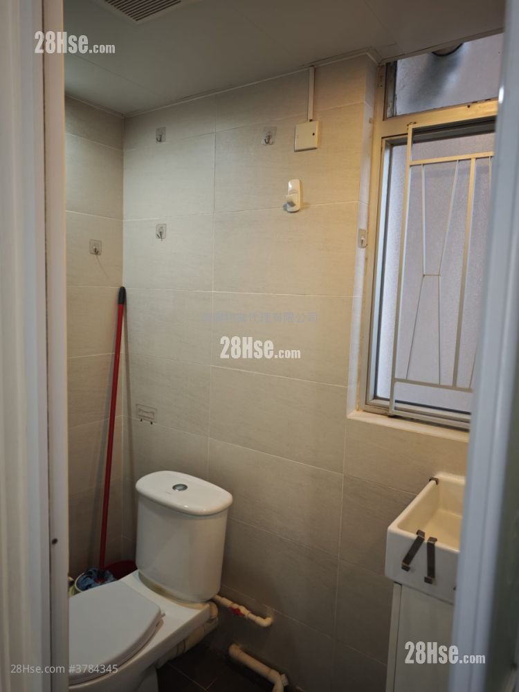 浴室: 雍盛苑 售盘 开放式间隔 , 1 浴室 211 平方尺