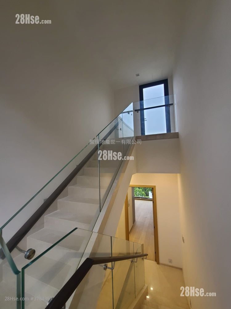 1 Shouson Hill Road East Sell 5+ Bedrooms , 5+ Bathrooms 2,657 ft²