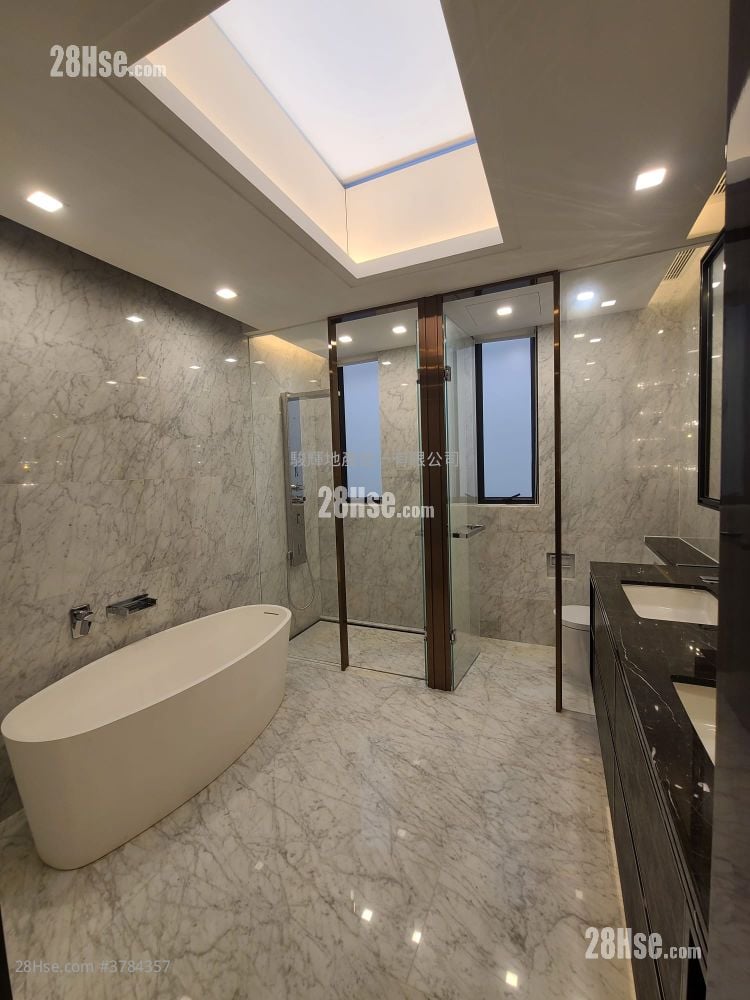 1 Shouson Hill Road East Sell 5+ Bedrooms , 5+ Bathrooms 2,657 ft²