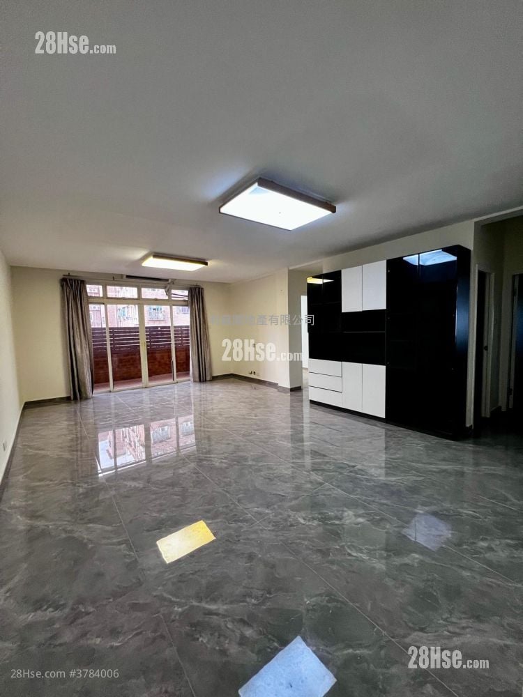 32C Braga Circuit Sell 4 Bedrooms , 2 Bathrooms 1,550 ft²