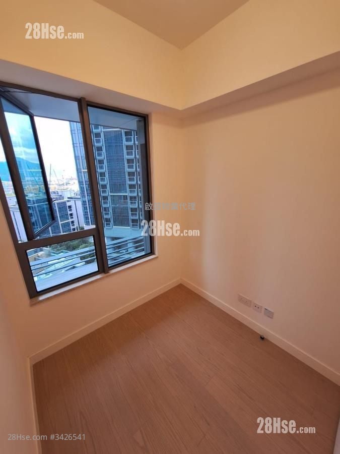 Monaco One Sell 3 Bedrooms , 1 Bathroom 671 ft²