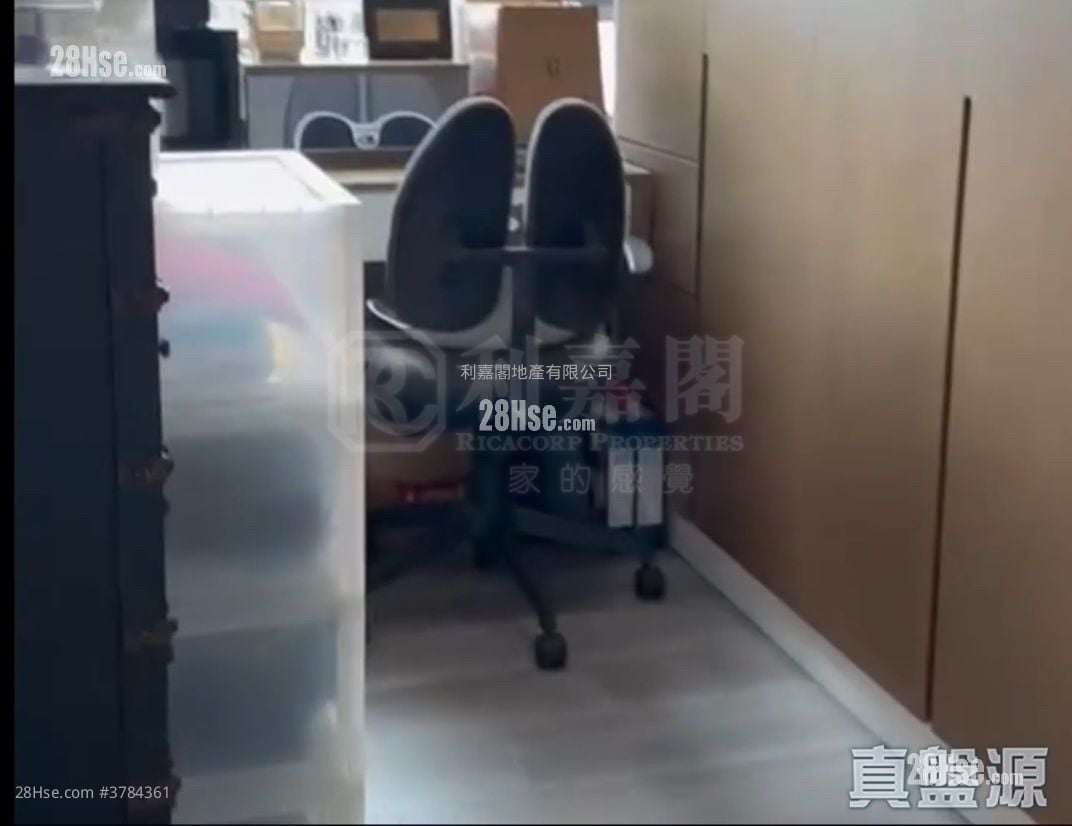 朗逸峰 售盘 3 房 , 2 浴室 948 平方尺