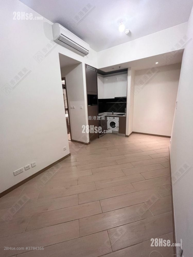 Madison Park Sell 2 Bedrooms , 1 Bathroom 438 ft²