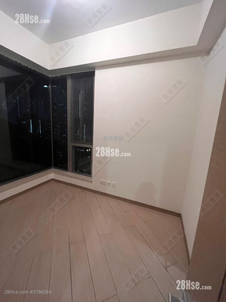 Madison Park Sell 2 Bedrooms , 1 Bathroom 438 ft²