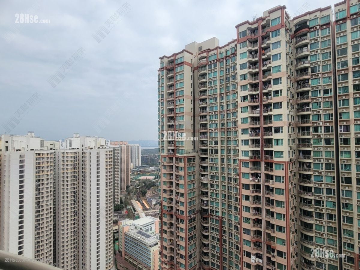 Central Park Towers Sell 2 Bedrooms , 1 Bathroom 502 ft²