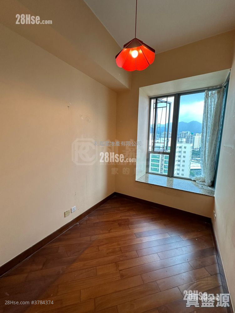 The Palazzo Sell 3 Bedrooms , 2 Bathrooms 1,016 ft²