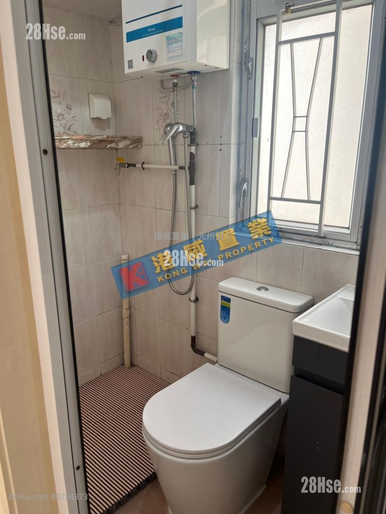 Golden League Building Rental Studio , 1 Bathroom 237 ft²