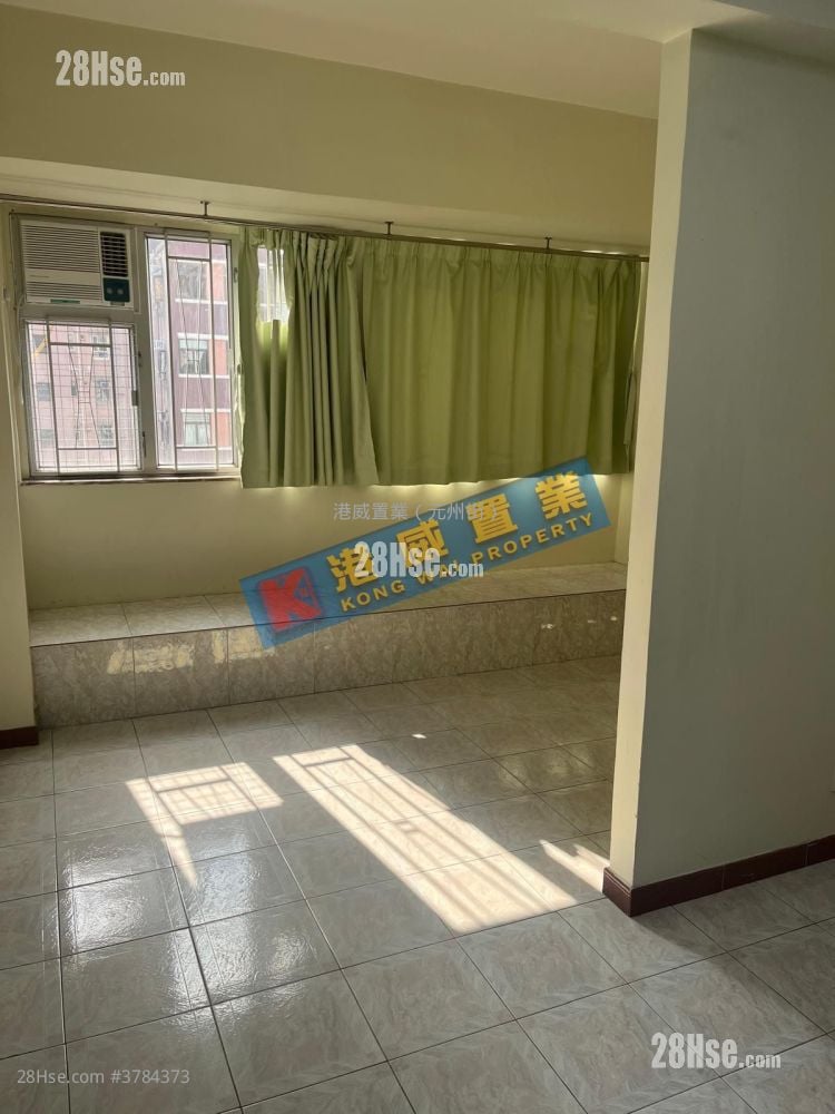 Golden League Building Rental Studio , 1 Bathroom 237 ft²