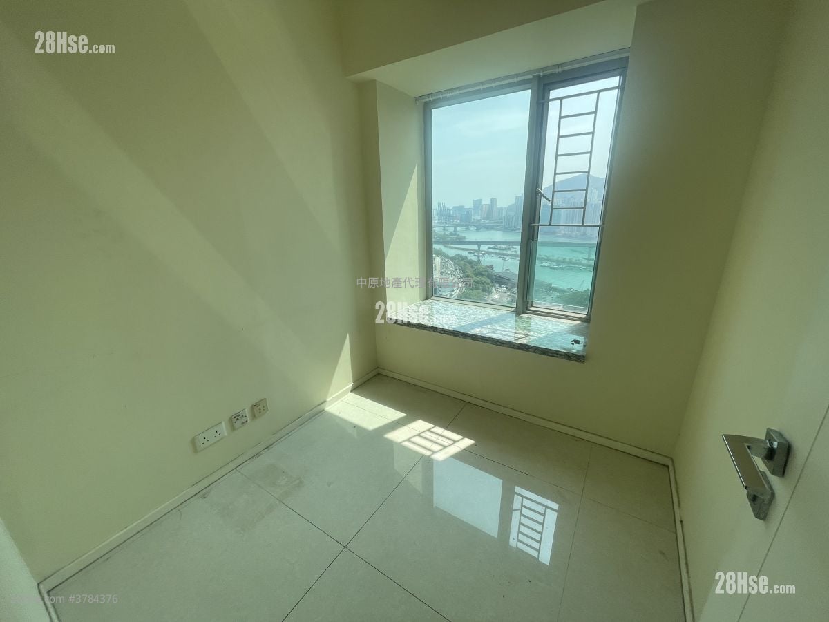 City Point Sell 2 Bedrooms , 1 Bathroom 498 ft²