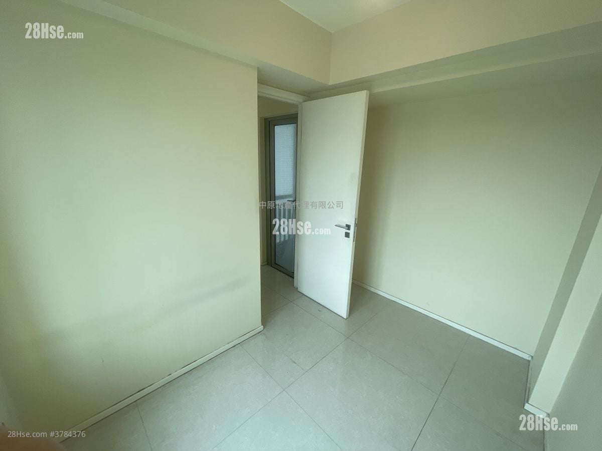 City Point Sell 2 Bedrooms , 1 Bathroom 498 ft²