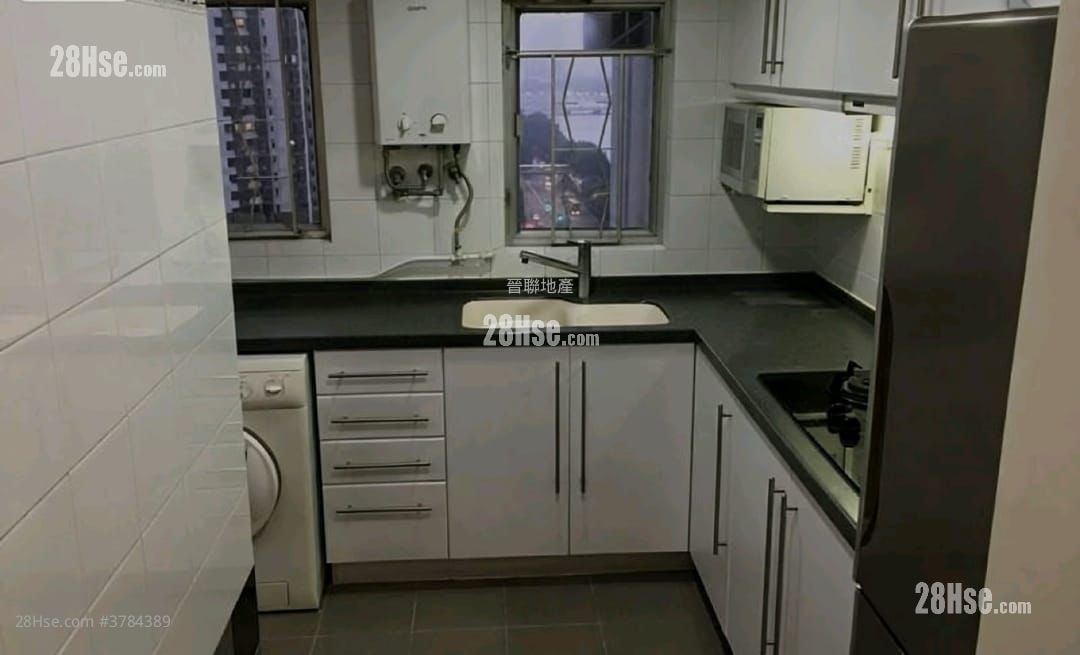 City One Shatin Sell 3 Bedrooms 853 ft²