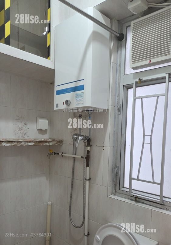 Golden League Building Rental 237 ft²