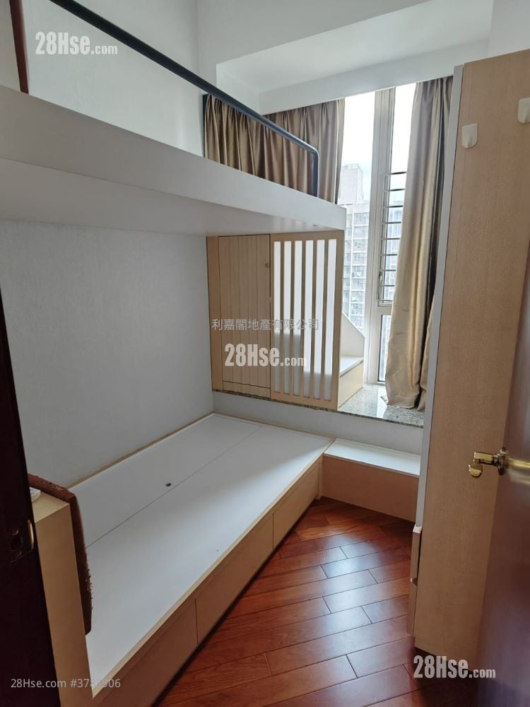 帝峰皇殿 租盘 4 房 , 3 浴室 1,027 平方尺