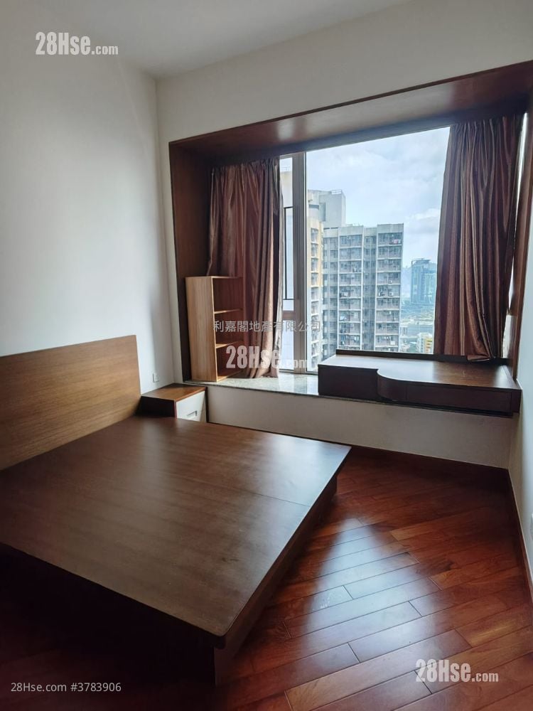 帝峰皇殿 租盘 4 房 , 3 浴室 1,027 平方尺