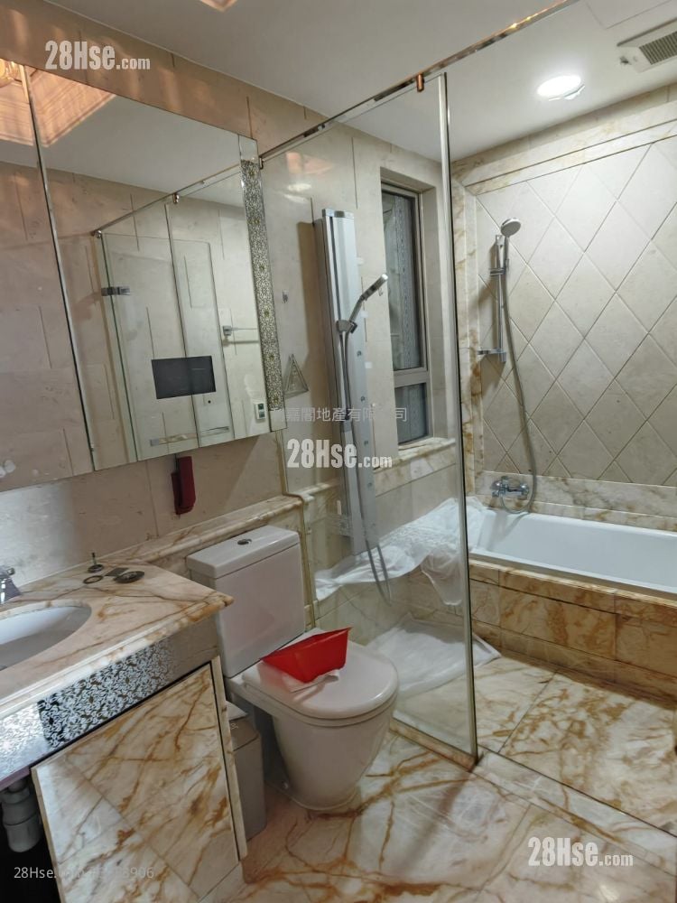 帝峰皇殿 租盘 4 房 , 3 浴室 1,027 平方尺