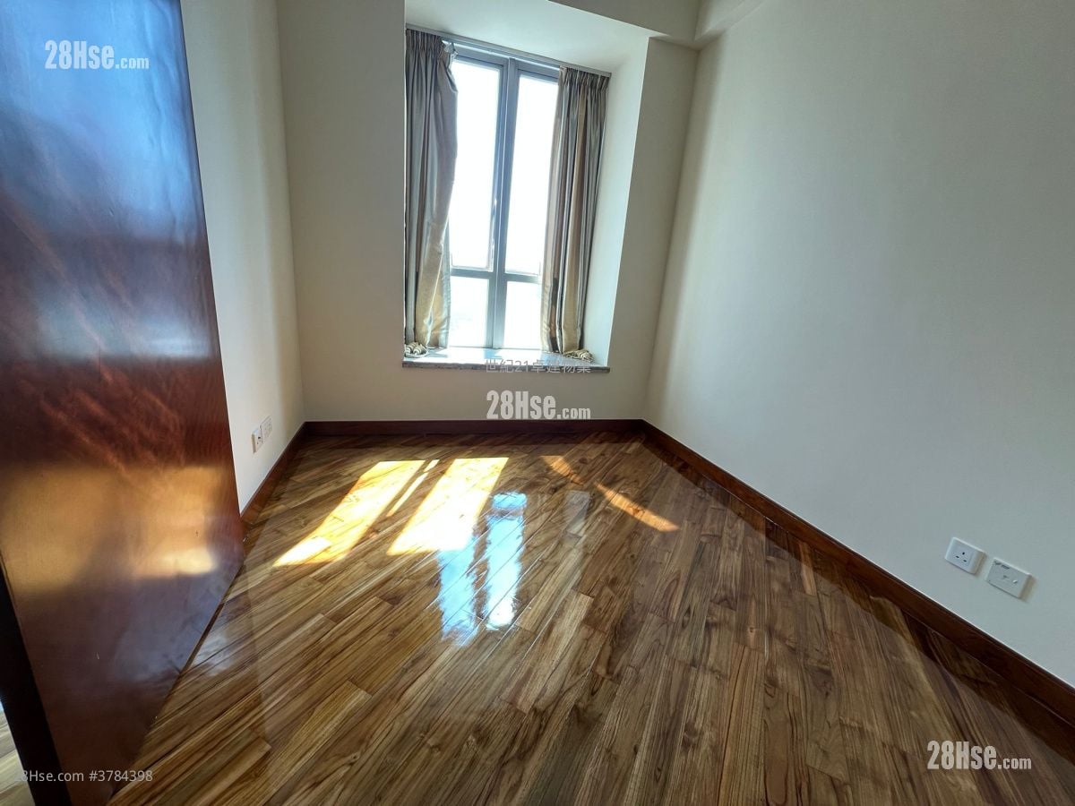 御金国峯 售盘 1 房 , 1 浴室 400 平方尺