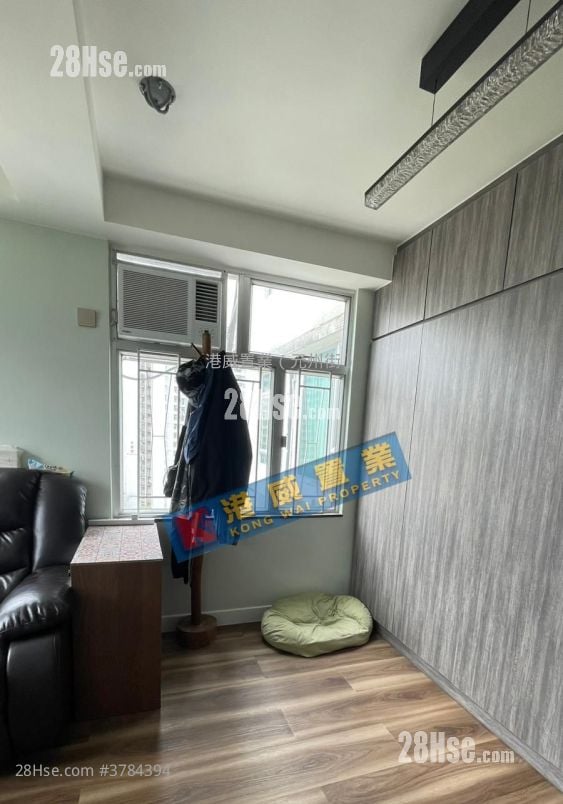 Career Court Sell 1 Bedroom , 1 Bathroom 248 ft²