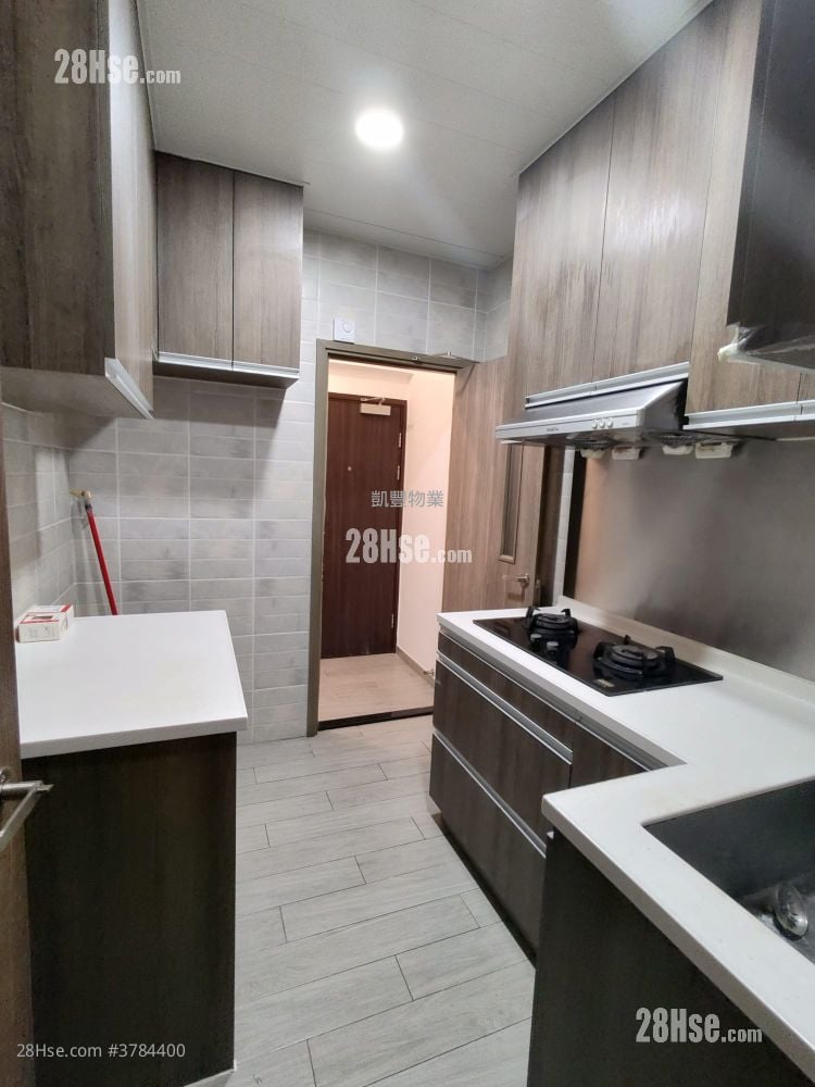 华登大厦 租盘 3 房 , 2 浴室 843 平方尺