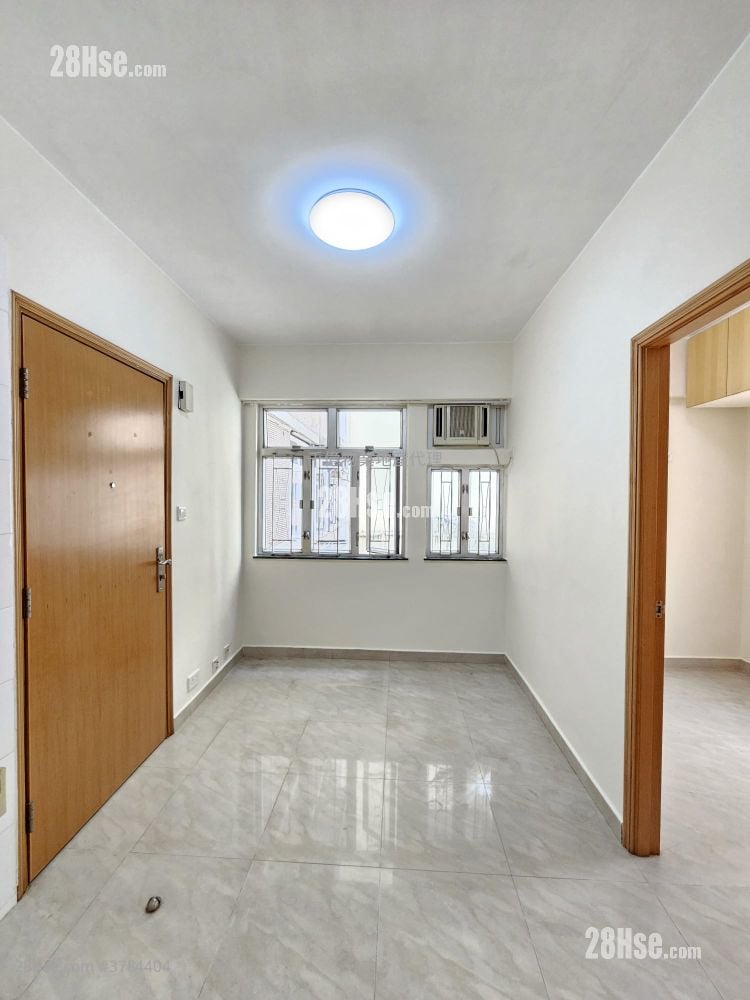 荣华大厦 售盘 2 房 293 平方尺