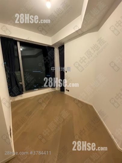 柏傲湾 售盘 3 房 758 平方尺