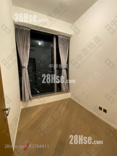 柏傲湾 售盘 3 房 758 平方尺