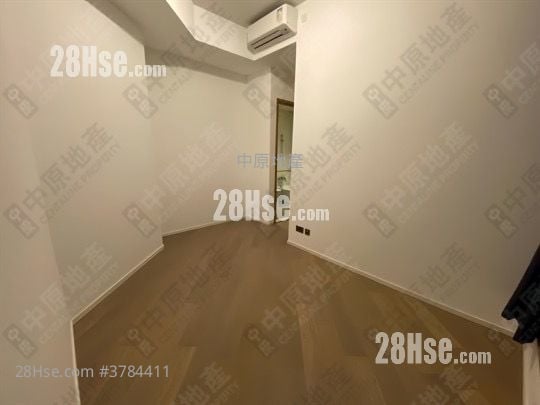 柏傲湾 售盘 3 房 758 平方尺