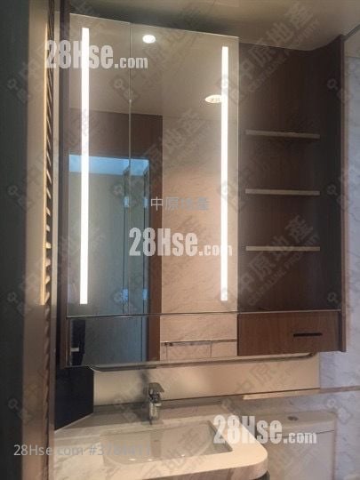 柏傲湾 售盘 3 房 758 平方尺