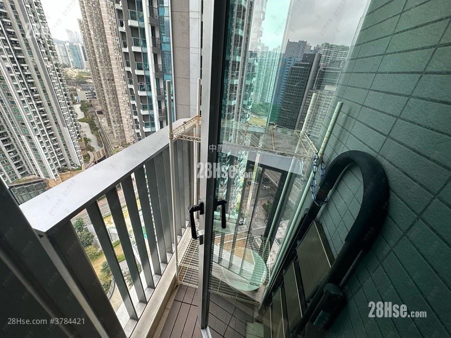 柏傲湾 售盘 3 房 645 平方尺