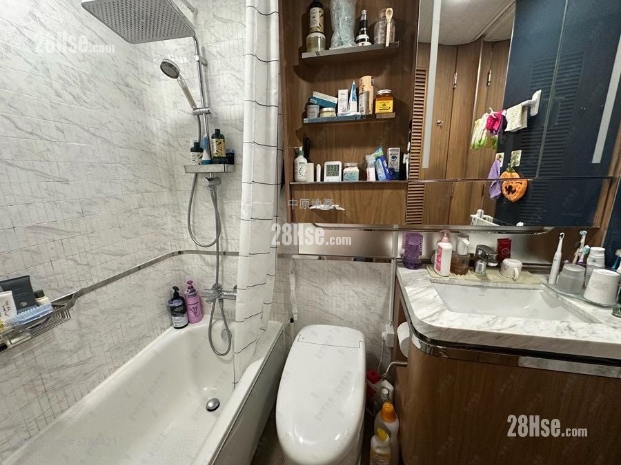 柏傲湾 售盘 3 房 645 平方尺