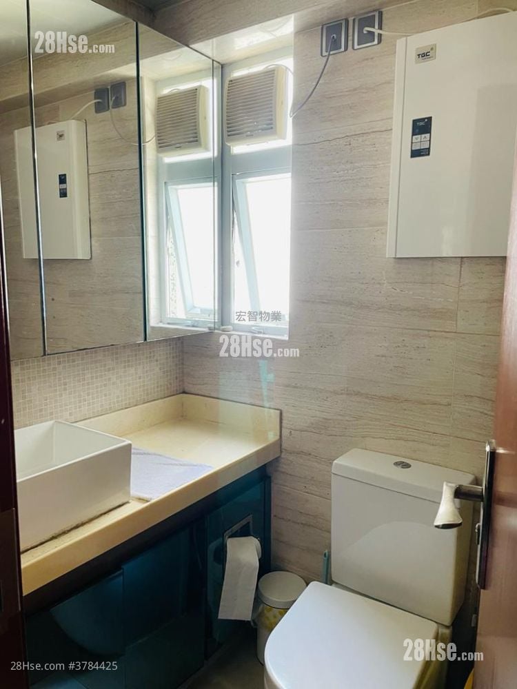 富怡花园 租盘 3 房 592 平方尺