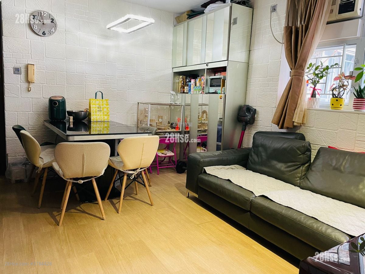 富怡花园 售盘 3 房 592 平方尺