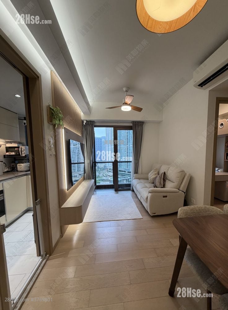 Lp6 Sell 2 Bedrooms , 1 Bathroom 500 ft²